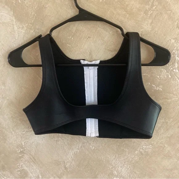 Hoaka Swimsuit Top - Picture 3 of 4